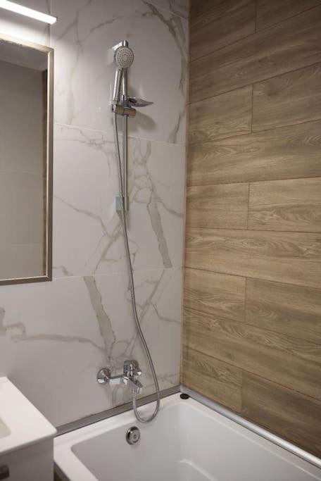 Eliza'S Apartment By Oasis Homes Oradea Exterior foto